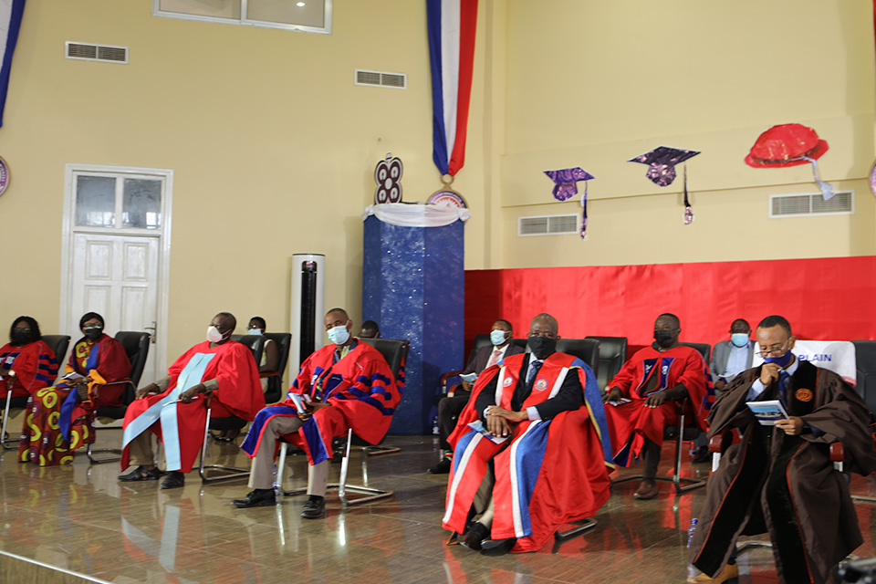 A cross-section of Convocation Members 