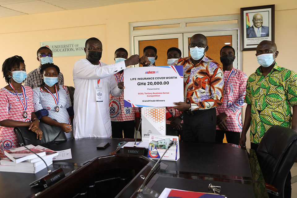 Prof. Ofori-Birikorang, receiving the prize on behalf of Management