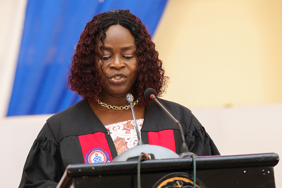 Ag. Registrar, Mrs. Wilhelmina Tete-Mensah speaking to the freshmen