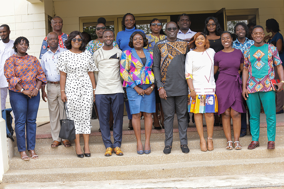 The Pro-Vice-Chancellor (4th from right) in a pose with Manasseh Azure (4th from left) and SCMS faculty members