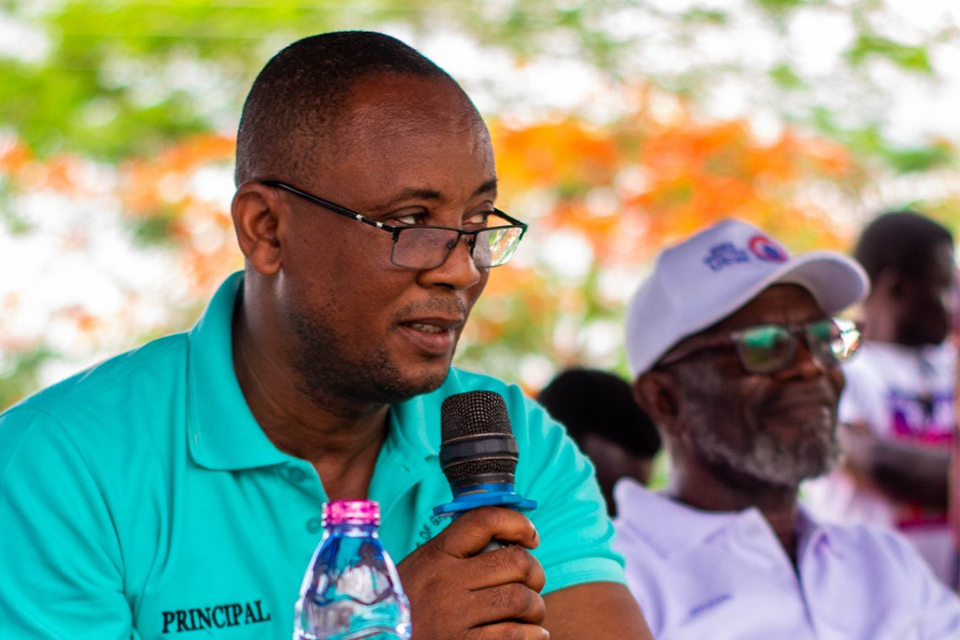 Prof. Dominic Danso Mensah addressing the athletes