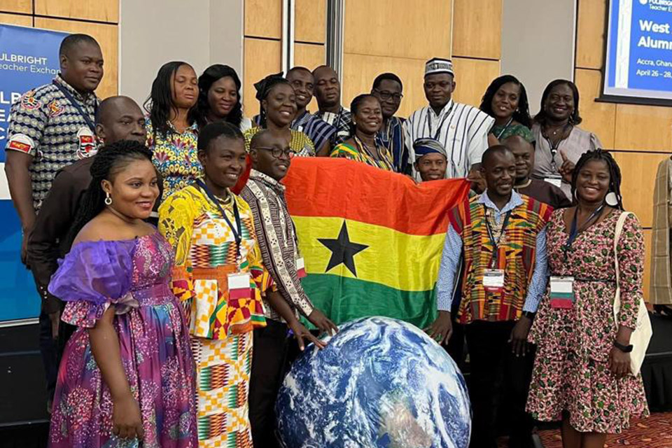 Ms. Leticia Akabutoo (right) at the 2023 Fulbright Teacher Exchanges Alumni Conference