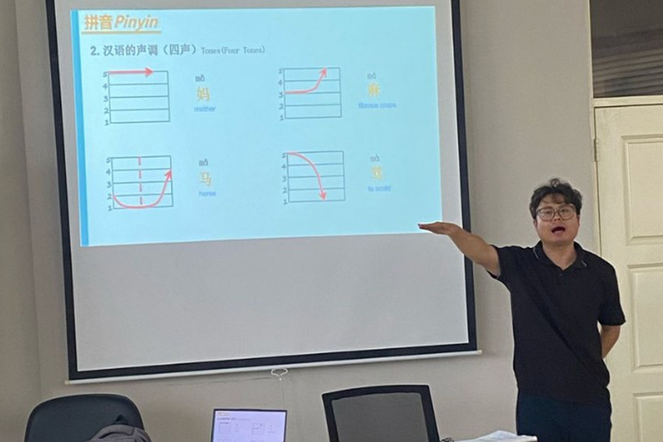 Mr. Gao Tianhe, course instructor