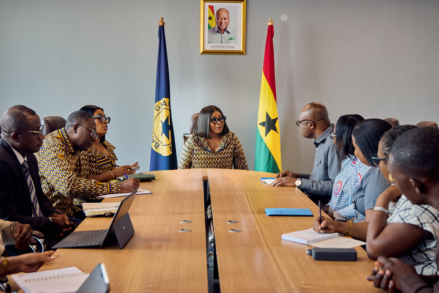 Mrs. Matilda Asante, Second Deputy Governor of the Bank of Ghana, interacting with the UEW delegation.
