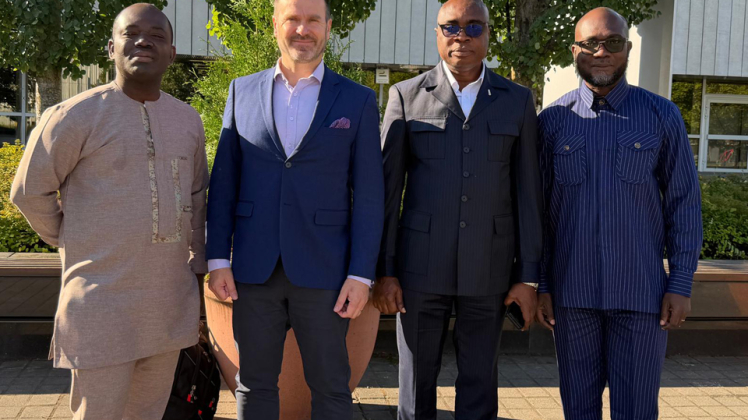 News Cover 